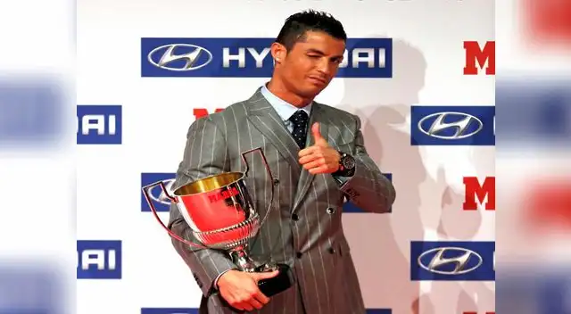 CR7 y su guiño con la hinchada Blanca CR7 y su guiño con la hinchada Blanca