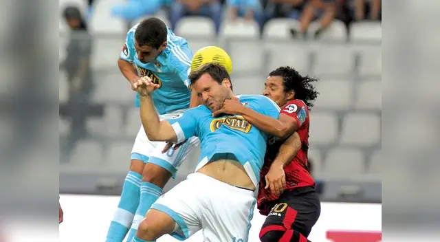 Melgar FBC vs. Sporting Cristal EN VIVO: Lobatón y Rodríguez no estarán para este encuentro Melgar FBC vs. Sporting Cristal EN VIVO: Lobatón y Rodríguez no estarán para este encuentro
