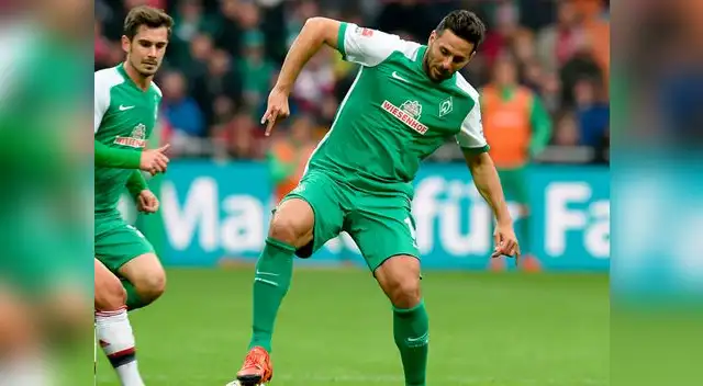 Claudio Pizarro y sus grandes récords en las 'semis' de la Copa de Alemania Claudio Pizarro y sus grandes récords en las 'semis' de la Copa de Alemania