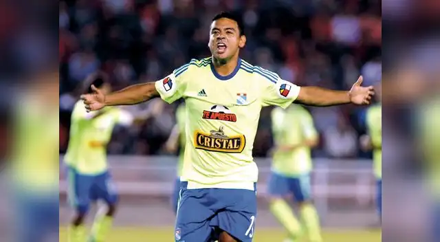 Sporting Cristal le quitó el invicto a Melgar y trepó a la punta del Torneo Apertura Sporting Cristal le quitó el invicto a Melgar y trepó a la punta del Torneo Apertura