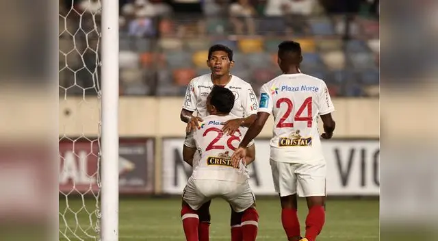 Edison Flores se mandó un doblete el domingo Edison Flores se mandó un doblete el domingo
