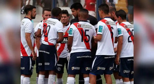 Deportivo Municipal empató 0-0 ante Ayacucho FC por Torneo Apertura.