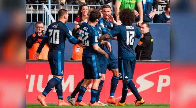 Real Madrid igualó 1-1 ante Málaga y sigue en la lucha por la Liga BBVA. Real Madrid igualó 1-1 ante Málaga y sigue en la lucha por la Liga BBVA.