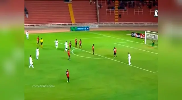 Ubierna anotó un golazo desde casi 20 metros Ubierna anotó un golazo desde casi 20 metros