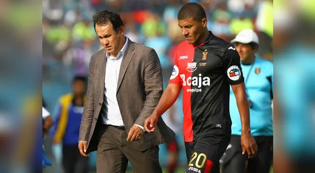Técnico nacional molestó con los árbitros Técnico nacional molestó con los árbitros