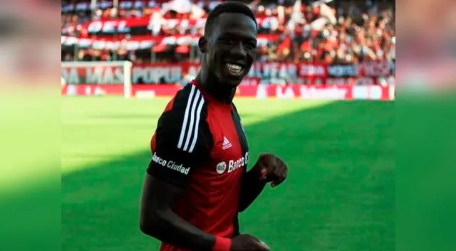 Luis Advíncula: Newell's Old Boys vs. Unión de Santa Fe EN VIVO ONLINE por Torneo Argentino Luis Advíncula: Newell's Old Boys vs. Unión de Santa Fe EN VIVO ONLINE por Torneo Argentino