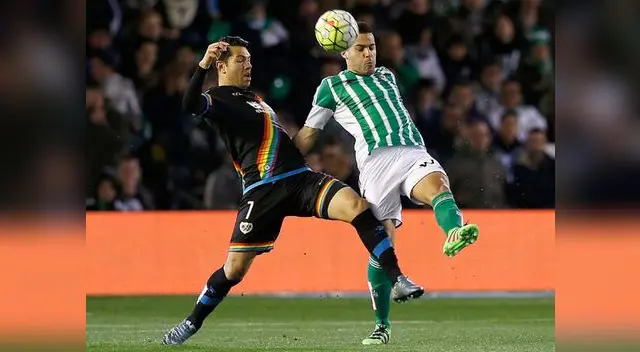 Real Betis vs. Rayo Vallecano EN VIVO: Vargas participó en el segundo gol sevillano 