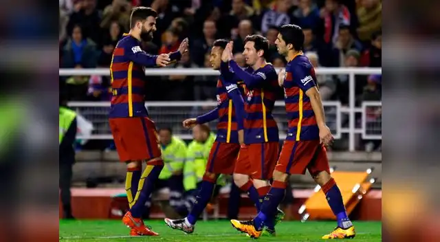 Barcelona vs. Rayo Vallecano: Messi celebra su gol con Piqué, Neymar y Suárez. Barcelona vs. Rayo Vallecano: Messi celebra su gol con Piqué, Neymar y Suárez.