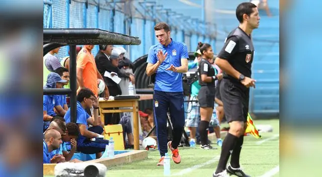 Sporting Cristal vs. Unión comercio: DT 'celeste' Mariano Soso celebrando el tanto de Cazulo Sporting Cristal vs. Unión comercio: DT 'celeste' Mariano Soso celebrando el tanto de Cazulo
