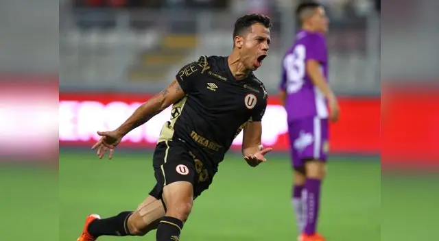Diego Guastavino celebra su golazo a Comerciantes Unidos. Diego Guastavino celebra su golazo a Comerciantes Unidos.