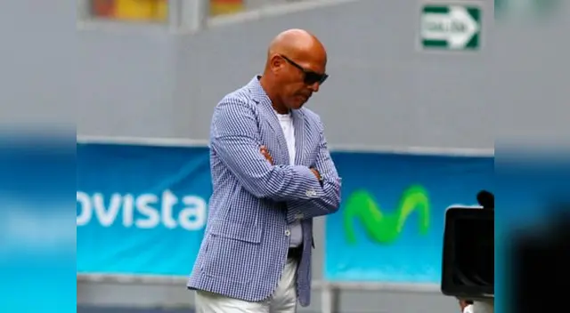 Alianza Lima: Roberto Mosquera aseguró que "su cargo está a disposición" tras última derrota. Alianza Lima: Roberto Mosquera aseguró que "su cargo está a disposición" tras última derrota.