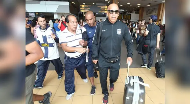 Alianza Lima: Roberto Mosquera es respaldado por administración blanquiazul