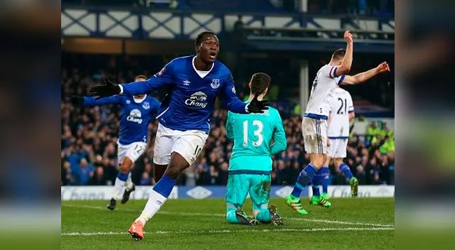 Chelsea cayó 2-0 ante Everton y fue eliminado de la FA Cup. Chelsea cayó 2-0 ante Everton y fue eliminado de la FA Cup.
