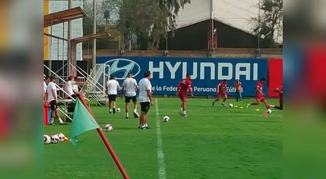 Selección Peruana EN VIVO: Sin Farfán se inició el tercer día de entrenamiento en Videna. Selección Peruana EN VIVO: Sin Farfán se inició el tercer día de entrenamiento en Videna.