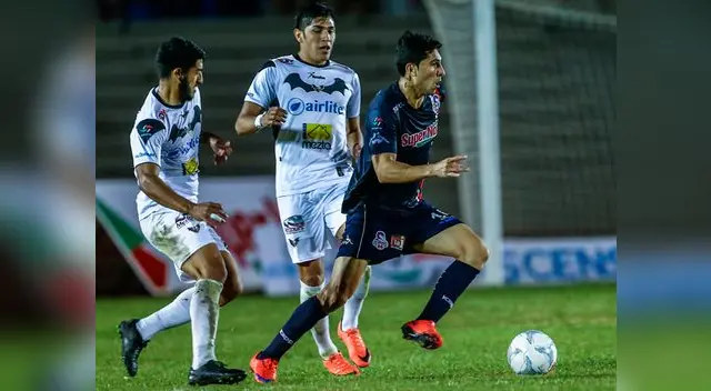 Mario Velarde dejó Unión Comercio a finales de 2015 para fichar por Cimarrones.