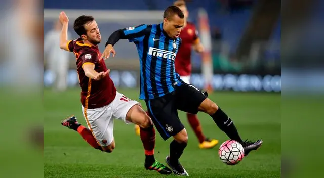 AS Roma empató 1-1 ante Inter de Milán por la Serie A. AS Roma empató 1-1 ante Inter de Milán por la Serie A.