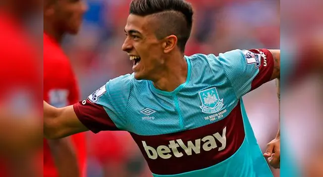 Manuel Lanzini, figura del primer tiempo ante Chelsea Manuel Lanzini, figura del primer tiempo ante Chelsea