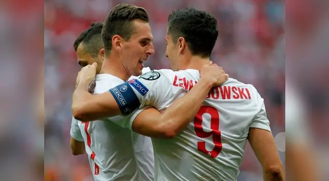 Arkadiusz Milik es el socio de Robert Lewandowski en la Selección de Polonia. Arkadiusz Milik es el socio de Robert Lewandowski en la Selección de Polonia.