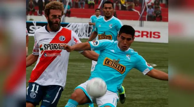 Municipal venció 1-0 a Sporting Cristal y le quitó el invicto en el Torneo Apertura.