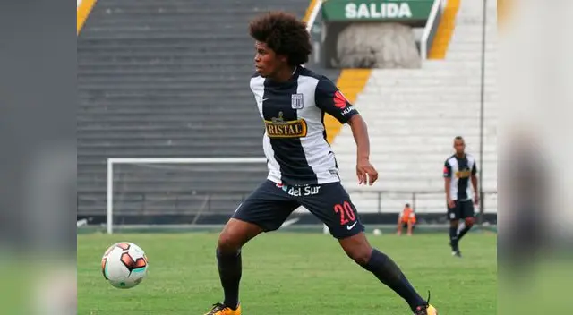 Selección Peruana: Julio Landauri y su posible convocatoria para la Copa América Centenario. Selección Peruana: Julio Landauri y su posible convocatoria para la Copa América Centenario.