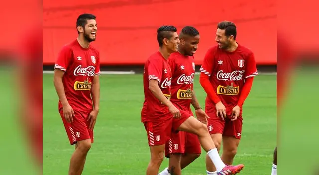Selección Peruana: Claudio Pizarro explotó y negó que haya pedido salida de Zambrano de la 'Bicolor' Selección Peruana: Claudio Pizarro explotó y negó que haya pedido salida de Zambrano de la 'Bicolor'
