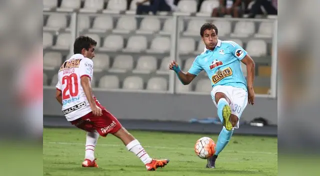 Sporting Cristal en Lima pudo ganarle 3-2 al Huracán Sporting Cristal en Lima pudo ganarle 3-2 al Huracán