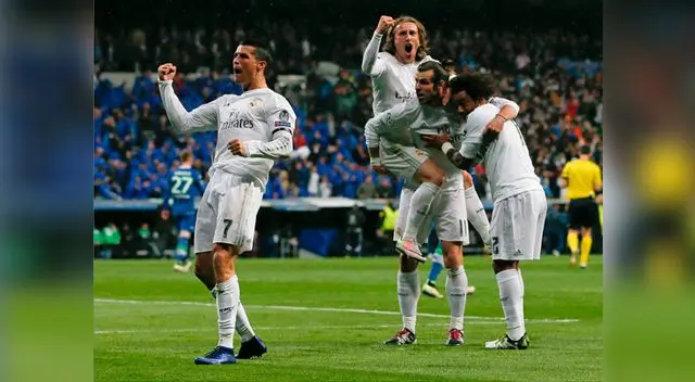 Real Madrid venció 3-0 a Wolfsburgo con triplete de Cristiano Ronaldo.