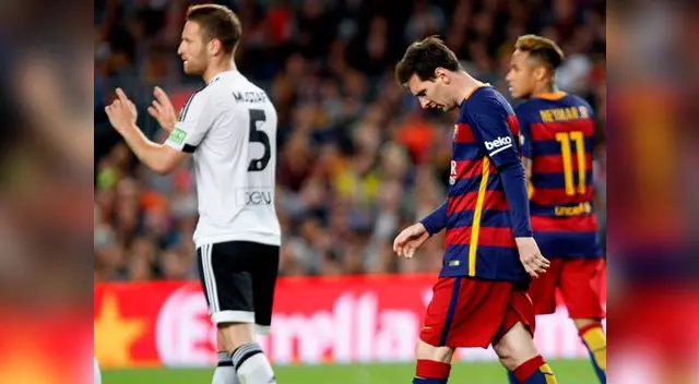Barcelona cayó 2-1 ante Valencia en el Camp Nou. Barcelona cayó 2-1 ante Valencia en el Camp Nou.