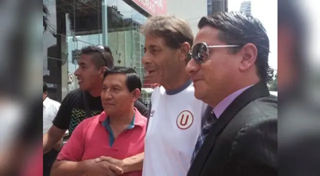 Roberto Chale fue operado para extirparle un riñón. Roberto Chale fue operado para extirparle un riñón.