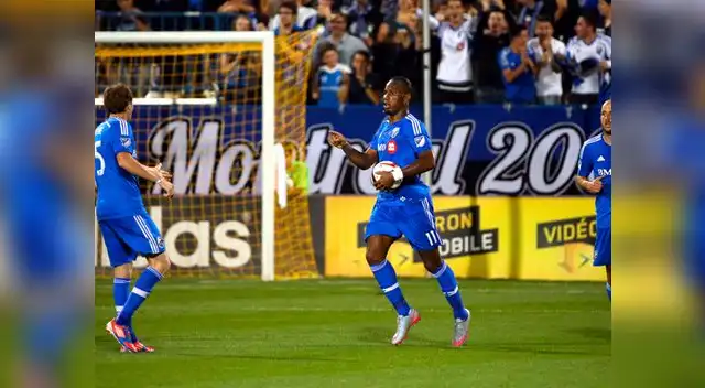 Didier Drogba y el genial gol de taco como primer gol en la Major League Soccer. Didier Drogba y el genial gol de taco como primer gol en la Major League Soccer.