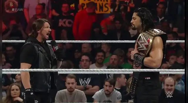 Reigns recibió una sorpresa por parte de los amigos de AJ Styles Reigns recibió una sorpresa por parte de los amigos de AJ Styles