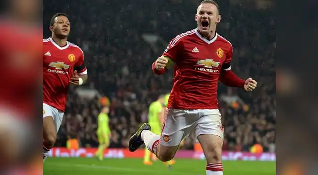 Manchester United busca clasificar a la Premier League. Manchester United busca clasificar a la Premier League.