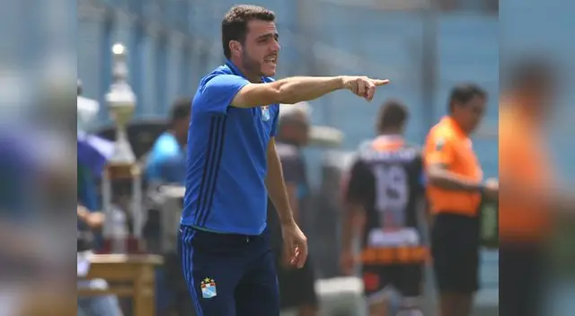 Mariano Soso ha dirigido a Sporting Cristal y Real Garcilaso en nuestro país. Mariano Soso ha dirigido a Sporting Cristal y Real Garcilaso en nuestro país.