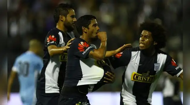Alianza Lima vs. Real Garcilaso: Manco celebra su tanto  Alianza Lima vs. Real Garcilaso: Manco celebra su tanto