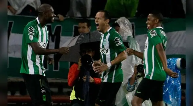 Atlético Nacional venció 4-2 a Huracán y clasificó a cuartos de final de la Copa Libertadores