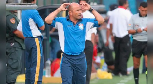 Sporting Cristal y el día que cortaron el proceso de Sampaoli. Sporting Cristal y el día que cortaron el proceso de Sampaoli.