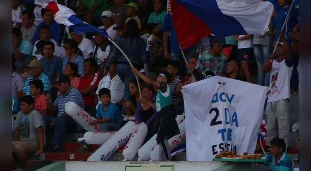 El 'fantasma de la baja' apareció en el estadio Mansiche de Trujillo.