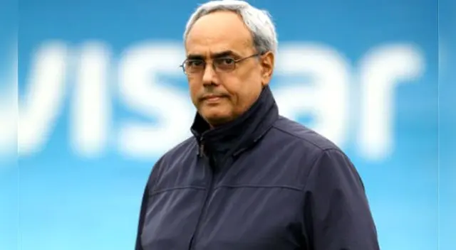 Dejan al voto pedido de extradición del expresidente de la FPF, Manuel Burga. Dejan al voto pedido de extradición del expresidente de la FPF, Manuel Burga.
