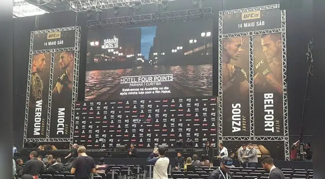 En breve será el pesaje oficial. Mañana el Arena da Baixada lucirá un lleno total. En breve será el pesaje oficial. Mañana el Arena da Baixada lucirá un lleno total.