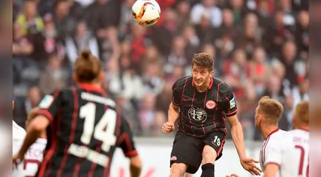 Sin Carlos Zambrano, Eintracht Frankfurt igualó 1-1 ante Nuremberg por el repechaje en Bundesliga Sin Carlos Zambrano, Eintracht Frankfurt igualó 1-1 ante Nuremberg por el repechaje en Bundesliga