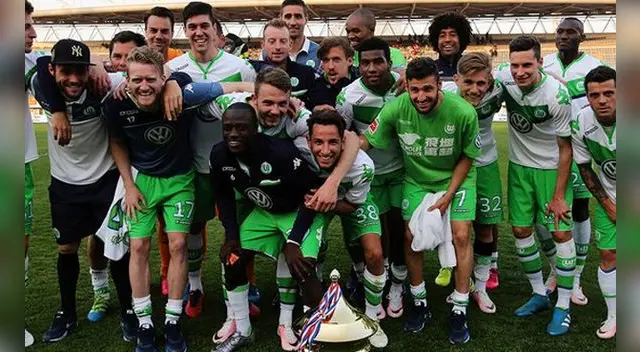 'Patrón' y su último partido con los 'lobos' 'Patrón' y su último partido con los 'lobos'