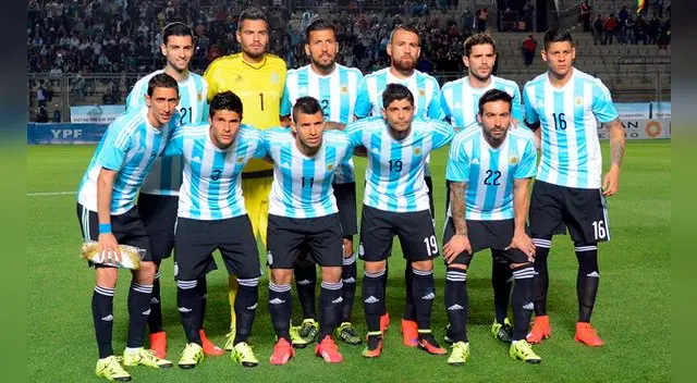 La alineación de Argentina en su amistoso ante Bolivia previo a la Copa América 2015.