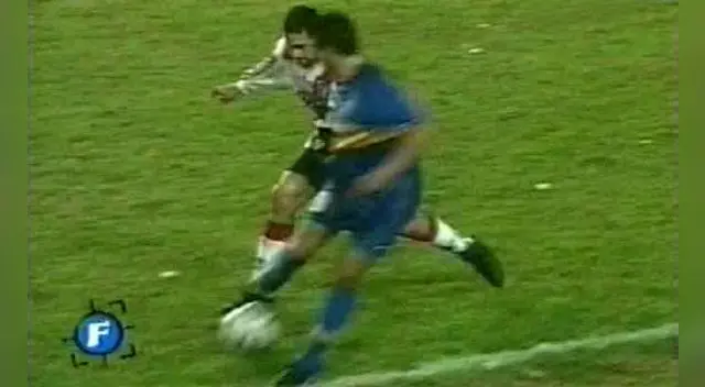 Riquelme y el día que humilló a Yepes con esta tremenda huacha. Riquelme y el día que humilló a Yepes con esta tremenda huacha.