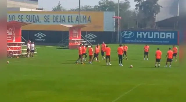 Selección Peruana: último entrenamiento en Lima antes de jugar la Copa América. Selección Peruana: último entrenamiento en Lima antes de jugar la Copa América.