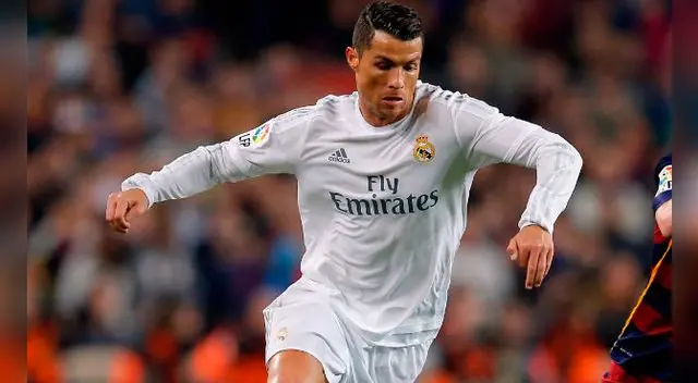 ristiano Ronaldo le da con ‘palo’ a Pique y saca ‘cachita’ a Barcelona ristiano Ronaldo le da con ‘palo’ a Pique y saca ‘cachita’ a Barcelona