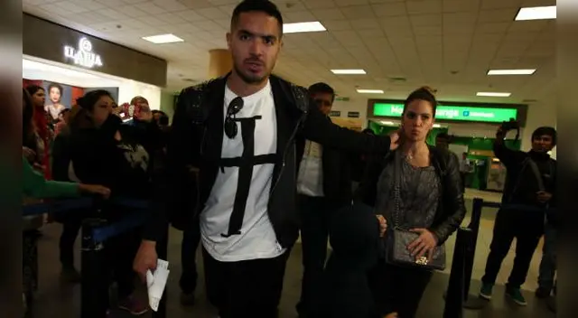 Juan Vargas llegó a Lima y dejó este mensaje para la Selección. Juan Vargas llegó a Lima y dejó este mensaje para la Selección.