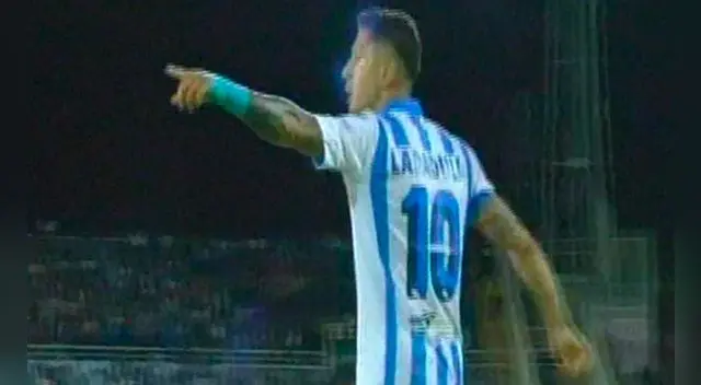 Gianluca Lapadula celebra su gol 30 en la Serie B. Gianluca Lapadula celebra su gol 30 en la Serie B.