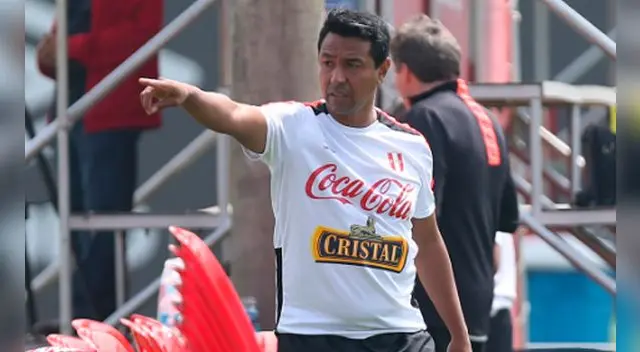 Nolberto Solano durante un entrenamiento de Perú en la Videna. Nolberto Solano durante un entrenamiento de Perú en la Videna.