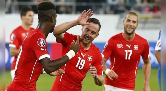 Helvéticos van por un triunfo en su debut Helvéticos van por un triunfo en su debut