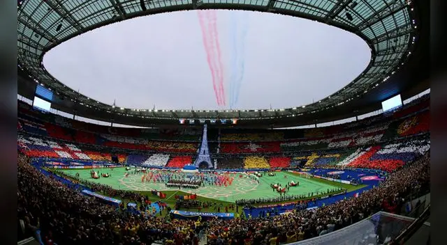 La Eurocopa comenzó ayer con el triunfo de Francia sobre Rumania (2-1).  La Eurocopa comenzó ayer con el triunfo de Francia sobre Rumania (2-1).